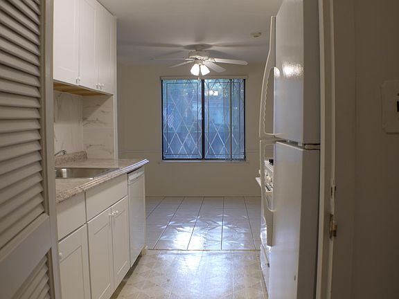 Kitchen & Dining room