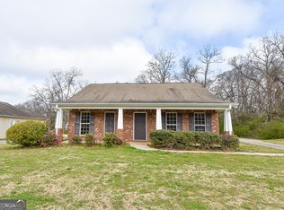 204 Northside Dr, Barnesville, GA 30204