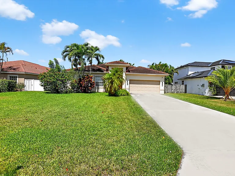 3511 NW 4th Ave — Photo 1