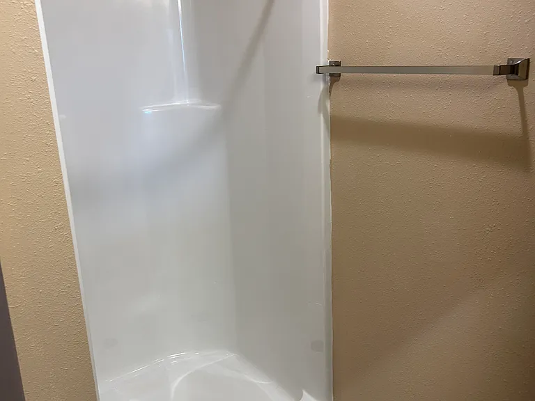 Samuelson Place Apartments — Photo 8