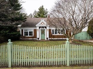 174 Southberry Ln, Levittown, NY 11756