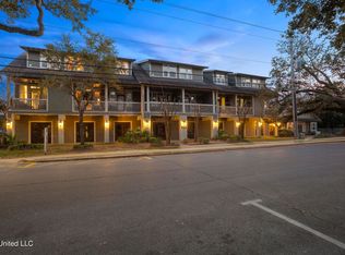 922 Porter Ave APT 218, Ocean Springs, MS 39564