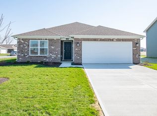 1367 Compton Dr, Greenfield, IN 46140