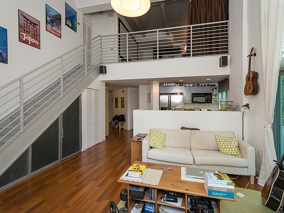 2nd image of 7728 Collins Ave APT 10