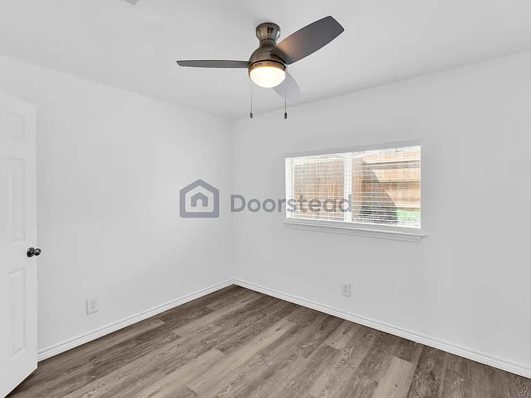 16026 Fitchburg Cir — Photo 15
