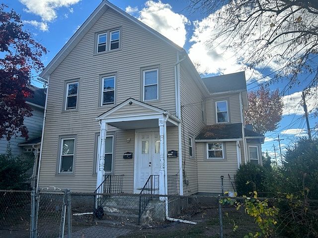 1st image of 71 Franklin St #1