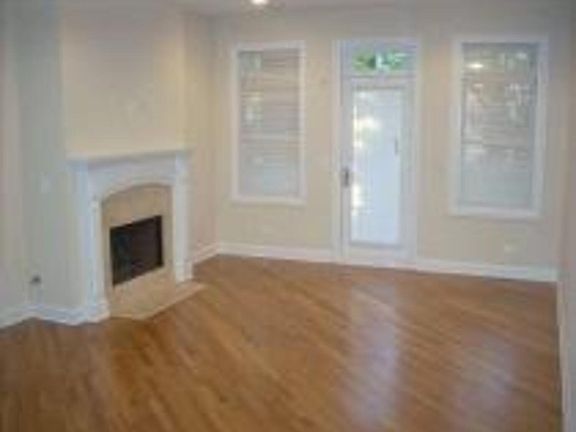 2nd image of 2326 N Southport Ave #1