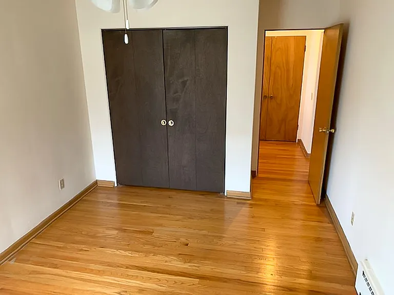 Shepard Terrace Apartments — Photo 19