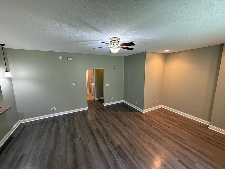 9026 Yorktown St #C — Photo 2