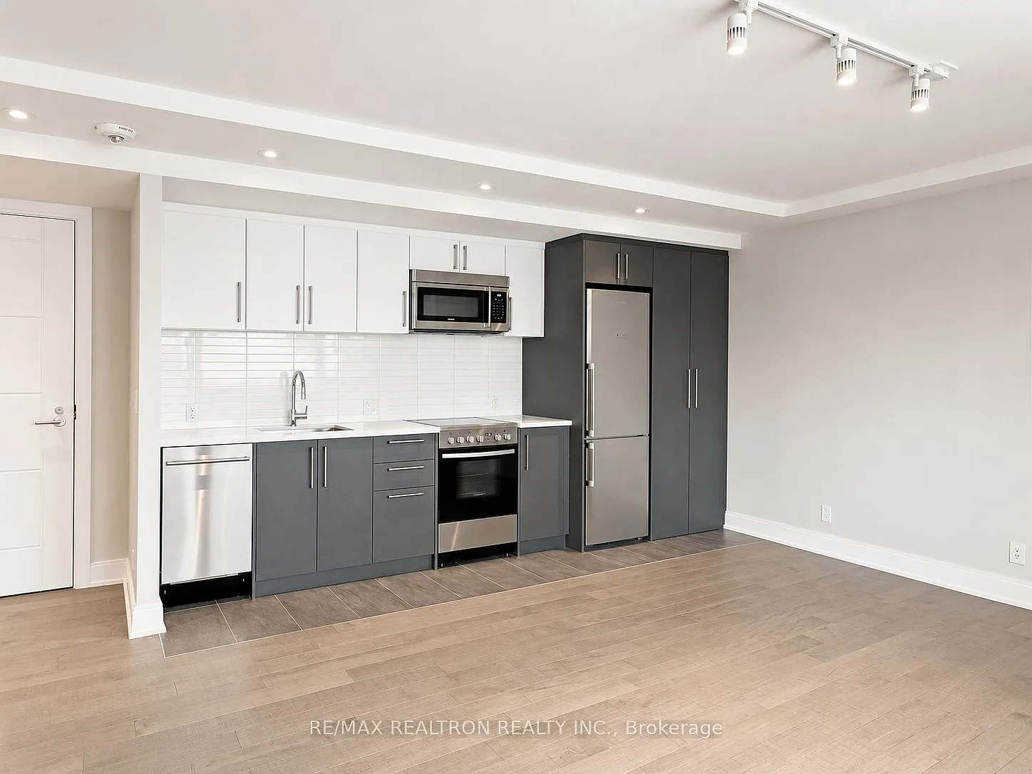 1 bed, $2,795 — Photo 3