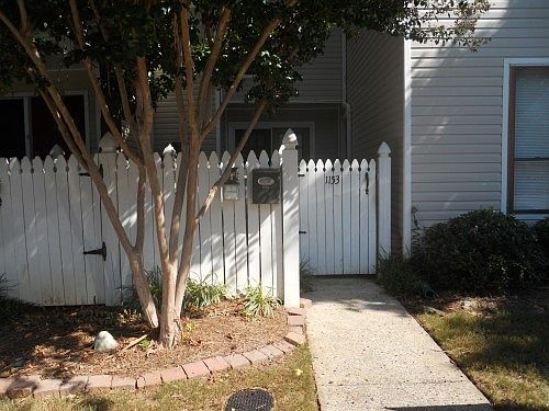 2nd image of 1153 Willow Ave SE