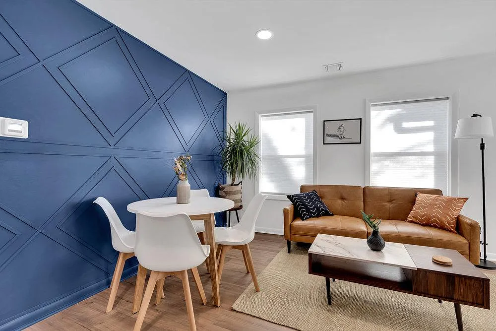 3 bed, 800 sqft, $2,600 — Photo 3
