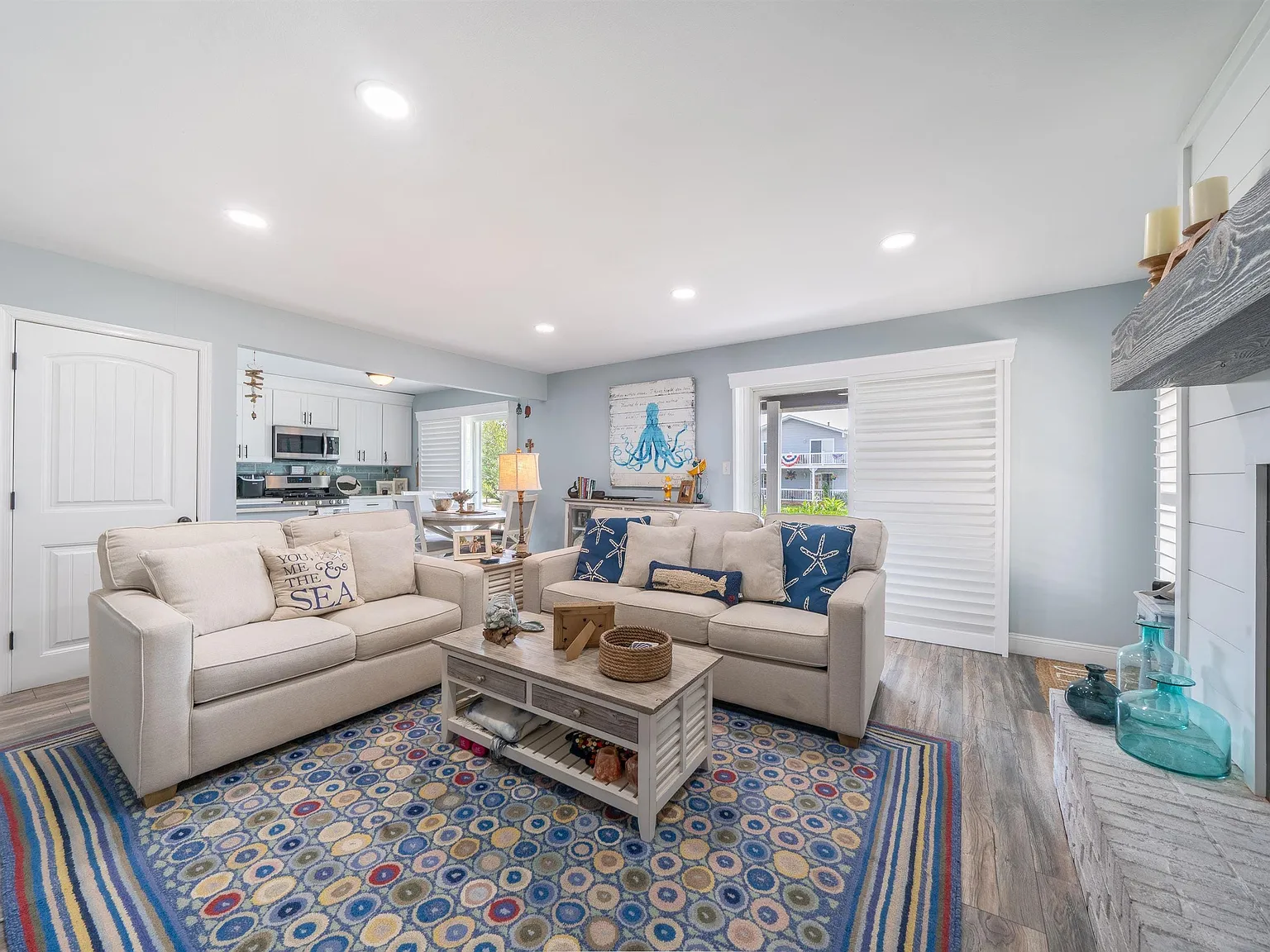 3 bed, 1.5 bath, $2,500 — Photo 2