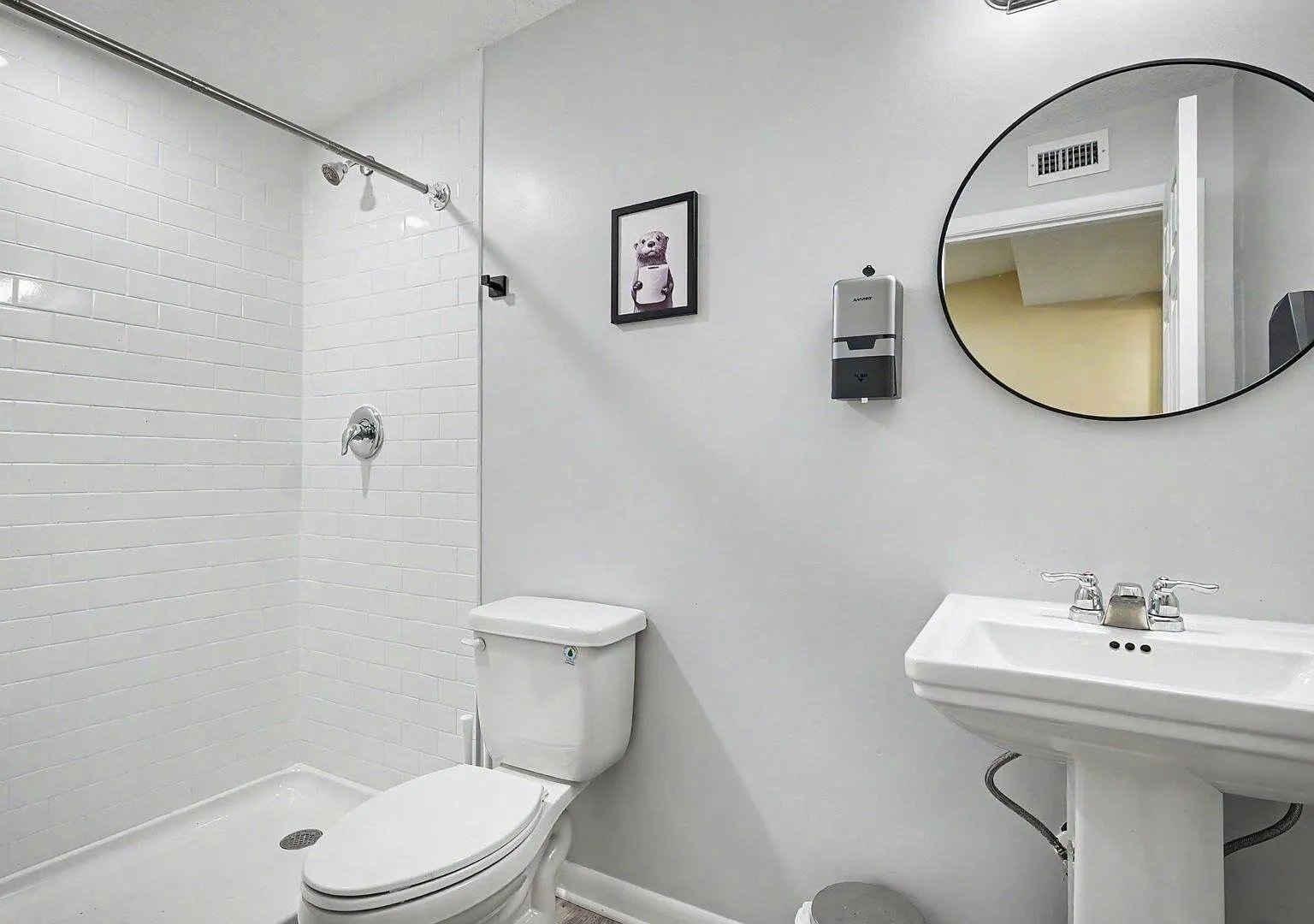 4 bed, 3.0 bath, 1450 sqft, $957 — Photo 4