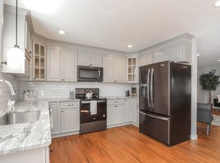 34 Nelson St, Warren, MA 01083