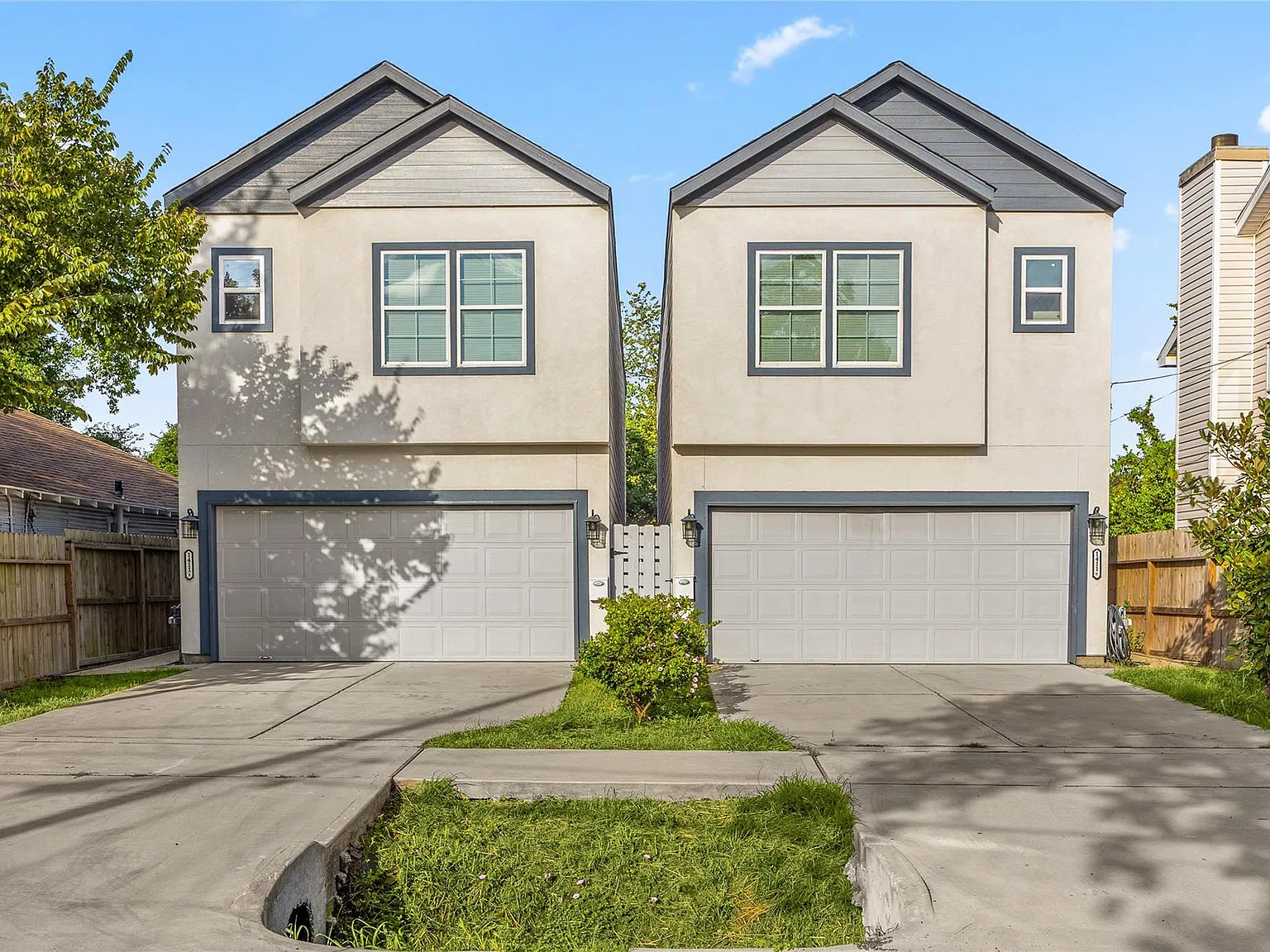 3 bed, 2.5 bath, 2137 sqft, $2,300 — Photo 3