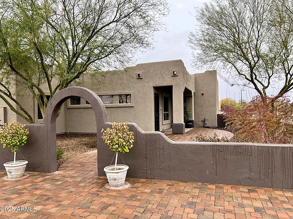 5th image of 2427 W DESERT HILLS ESTATE Drive