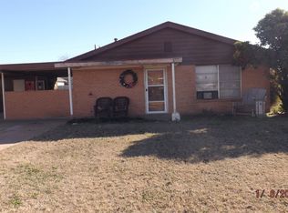 745 SW 1st St, Hamlin, TX 79520
