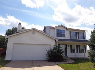 1013 Tower Park Dr, Saint Charles, MO