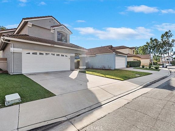 5th image of 11259 Drake St