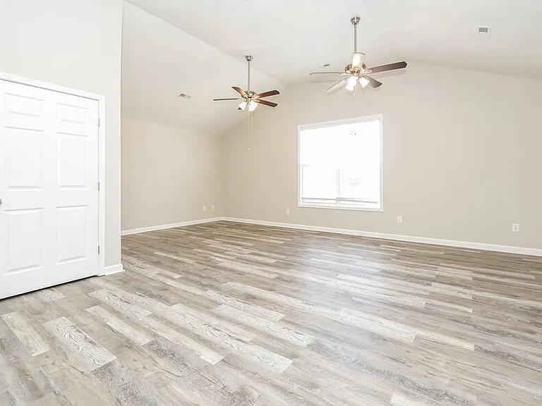 2920 Bragg Ct — Photo 11