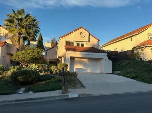 2848 Cazadero St, Carlsbad, CA 92009