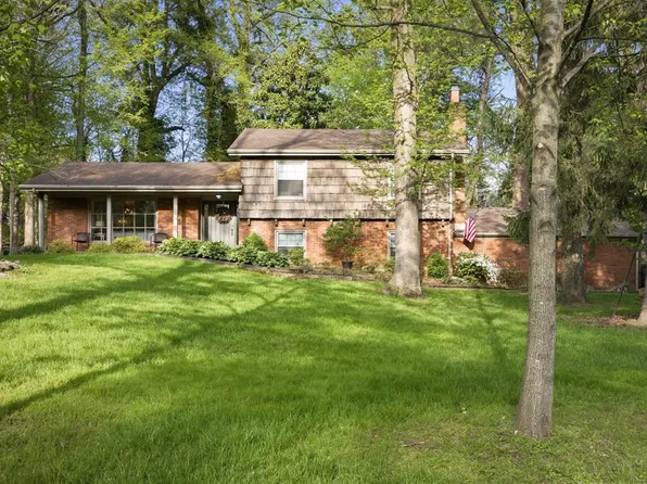 4435 Greenacre Dr, Owensboro, KY 42303
