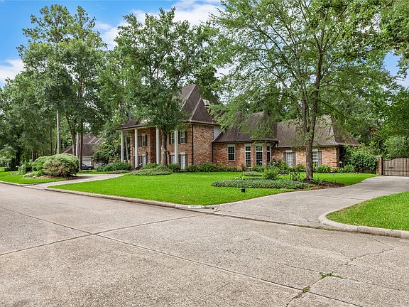 3rd image of 5611 Garden Point Dr