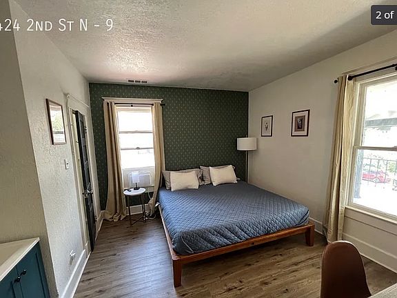 4th image of 424 2nd St N #9