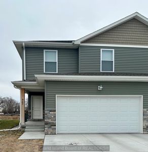 962 E 19th St, Grand Island, NE, 68801