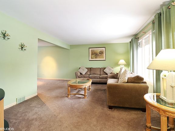 4th image of 12160 W Forest View Dr