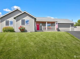 80 Buttercup Ln, Selah, WA 98942