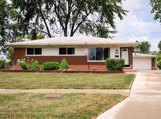28873 Bradner Dr, Warren, MI 48088