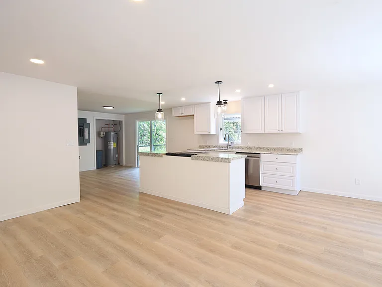 1597 Sanford Rd #1 — Photo 9