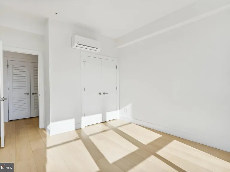 2406 Frankford Ave #21 — Photo 21