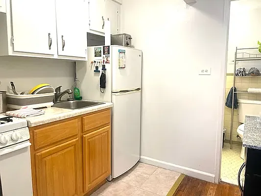 Rented by Oxford Property Group | media 3