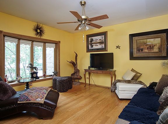 5th image of 10020 S 87th Ave