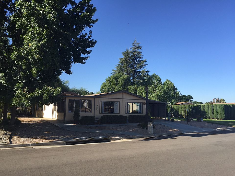 1st image of 35591 Champagne Dr