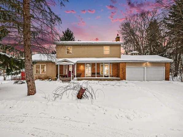 5829 Ada Dr SE, Ada, MI 49301