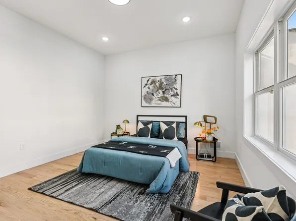 78 Beacon Avenue image 12 of 43