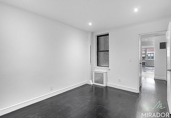 4th image of 119 E 83rd St APT 3A