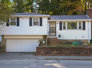 396 Lynnfield St, Lynn, MA 01904