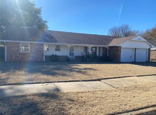 2026 11th Ave NW, Ardmore, OK 73401