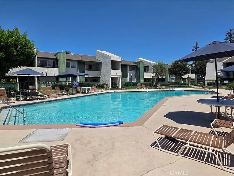 15317 Santa Gertrudes JJ101 #JJ101 — Photo 22