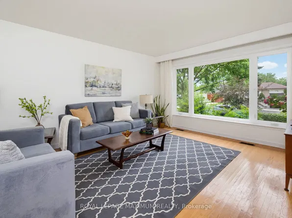 41 Strathavon Dr, Toronto, ON M9V 2H4