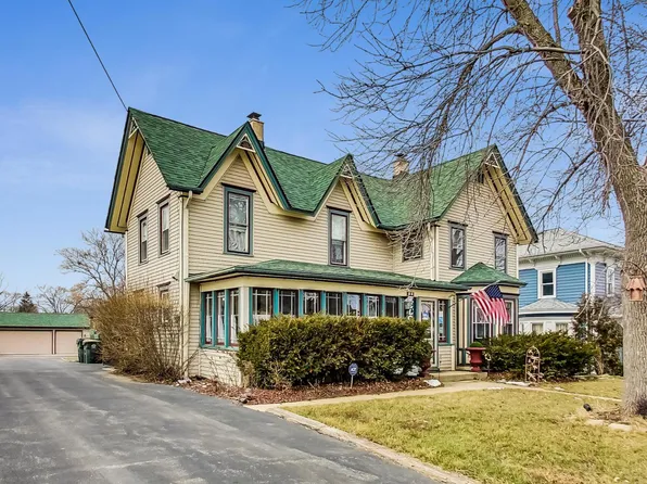 1034 Main St, Antioch, IL 60002