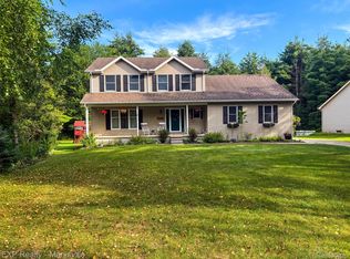 5538 Klettner Rd, Saint Clair, MI 48079