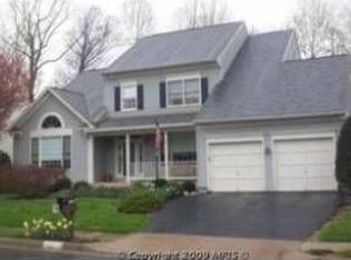 46468 Mongomery Pl, Sterling, VA 20165