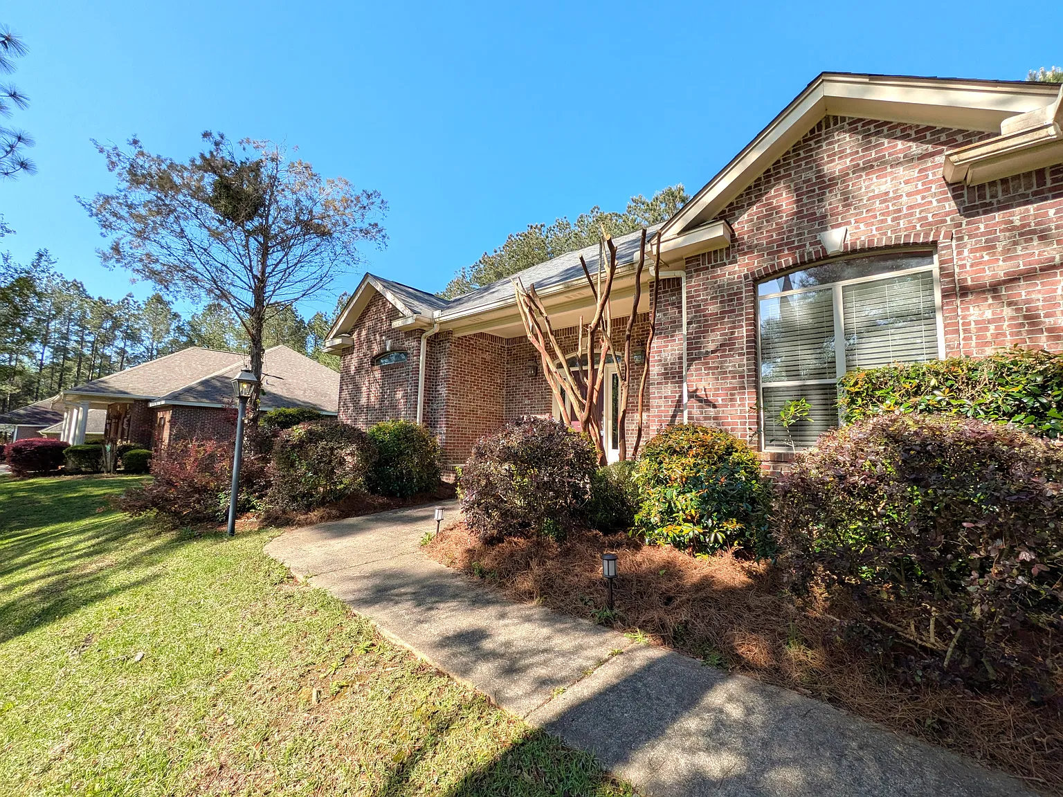 4 bed, 2841 sqft, $2,800 — Photo 3