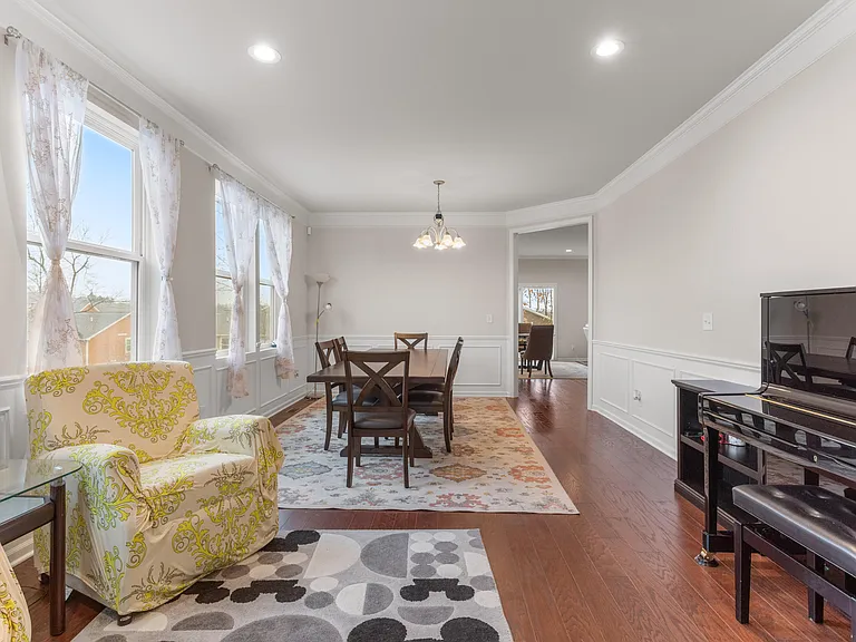 2825 Dillon Dr — Photo 5